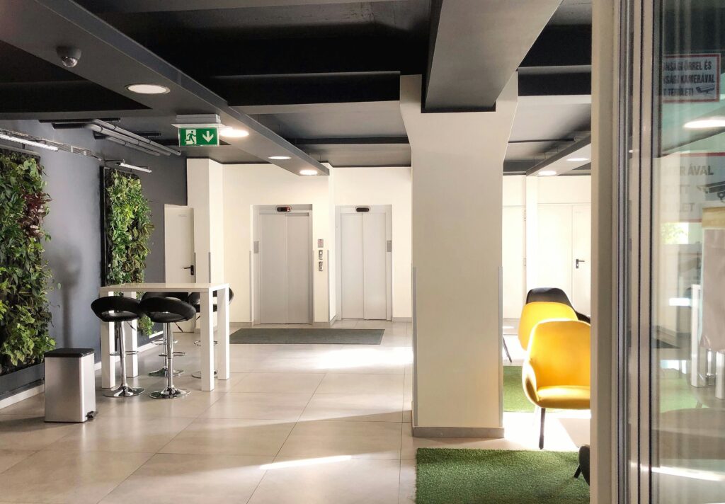 Crafting Productive Workspaces: Office Interiors Trends and Tips for Optimal Efficiency | Prodek Crafting Productive Workspaces: Office Interiors Trends and Tips for Optimal Efficiency - Prodek